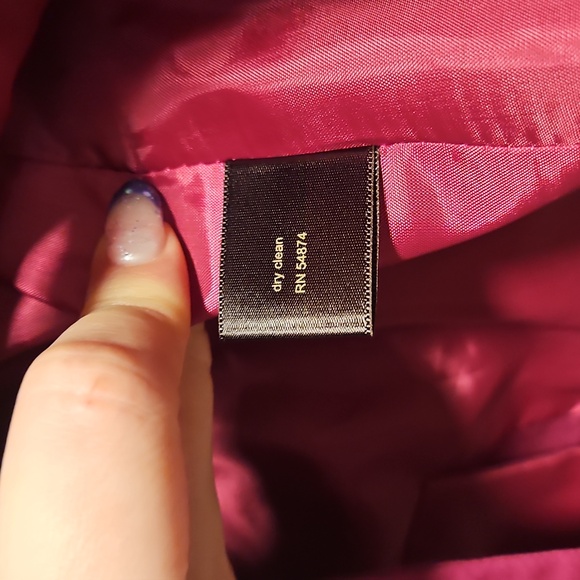 The Limited Pink Blazer with Notched Lapels and Three-Quarter Sleeves - Picture 3 of 6